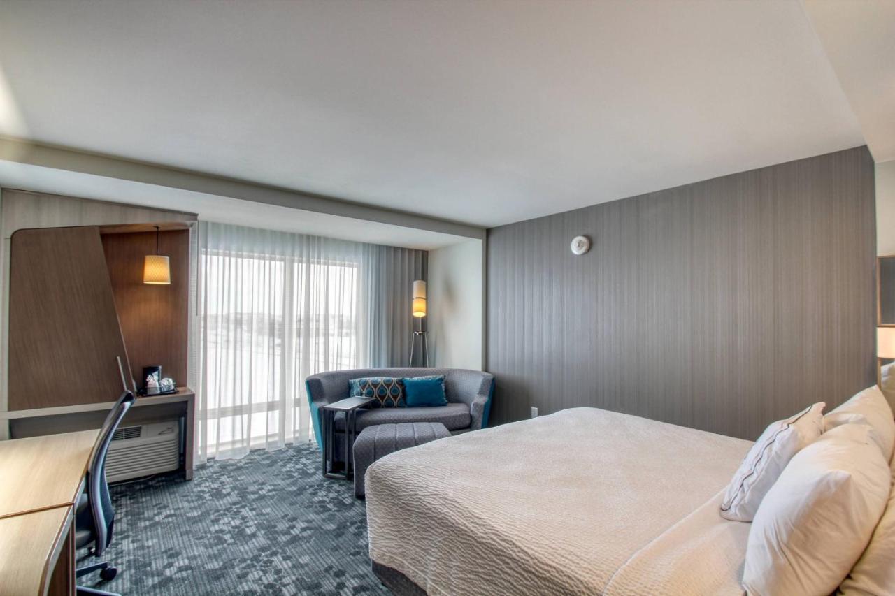 คอร์ยาร์ด ฟาร์โก Hotel ภายนอก รูปภาพ